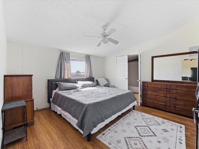 3155 Shady Creek Circle, Red Oak, TX 75154