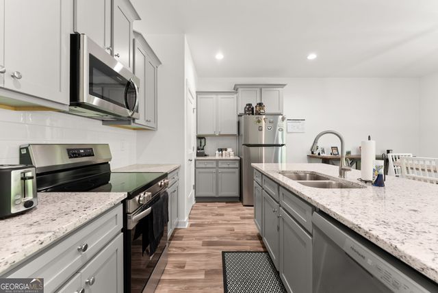 70 Edith Court, Statham, GA 30666