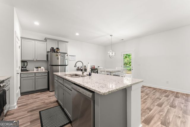 70 Edith Court, Statham, GA 30666