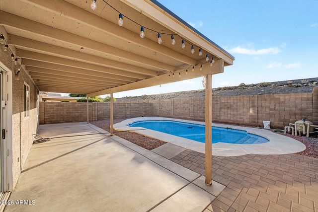 3530 W SANDS Drive, Glendale, AZ 85310