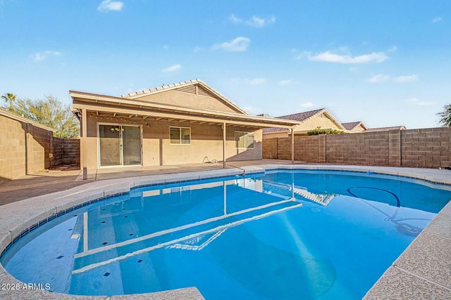 3530 W SANDS Drive, Glendale, AZ 85310