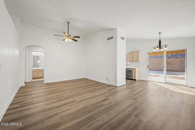 3530 W SANDS Drive, Glendale, AZ 85310