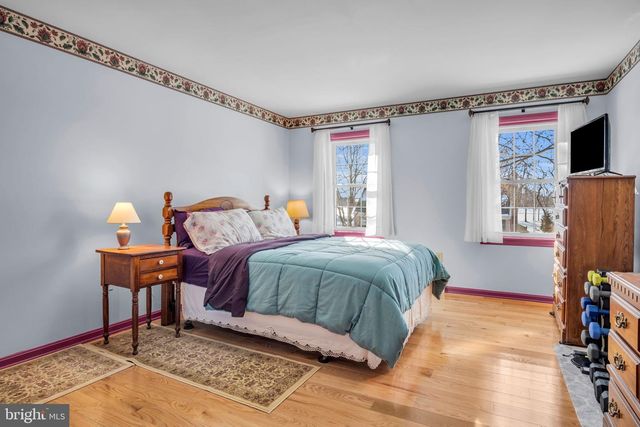 338 LOCUST LN, Mount Joy, PA 17552