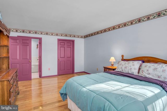 338 LOCUST LN, Mount Joy, PA 17552