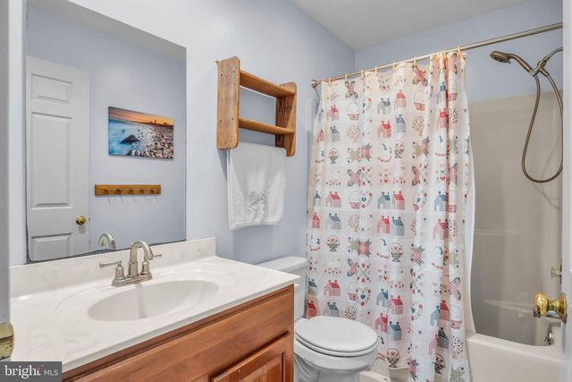 338 LOCUST LN, Mount Joy, PA 17552