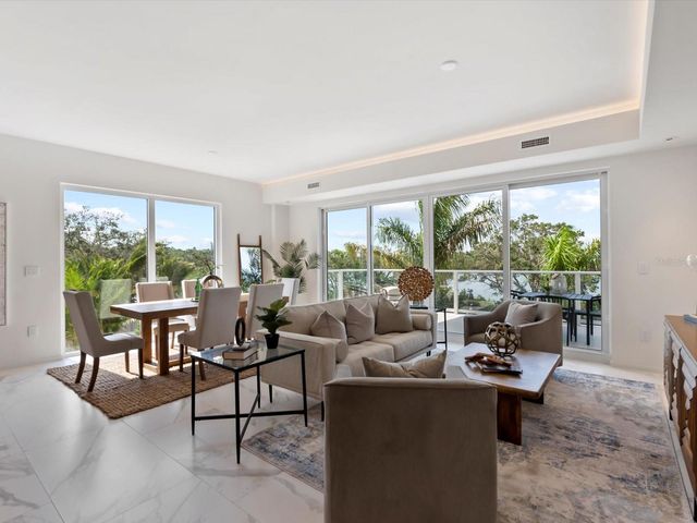 1020 SUNSET POINT ROAD 213, Clearwater, FL 33755