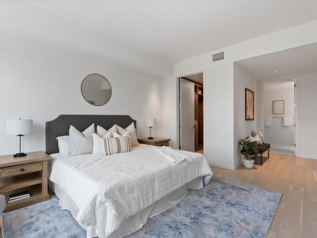 1020 SUNSET POINT ROAD 213, Clearwater, FL 33755