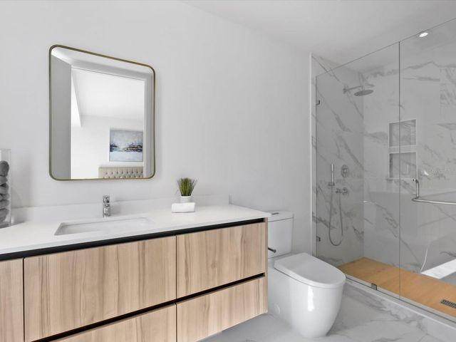 1020 SUNSET POINT ROAD 213, Clearwater, FL 33755