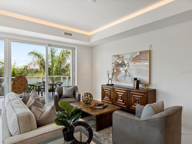 1020 SUNSET POINT ROAD 213, Clearwater, FL 33755