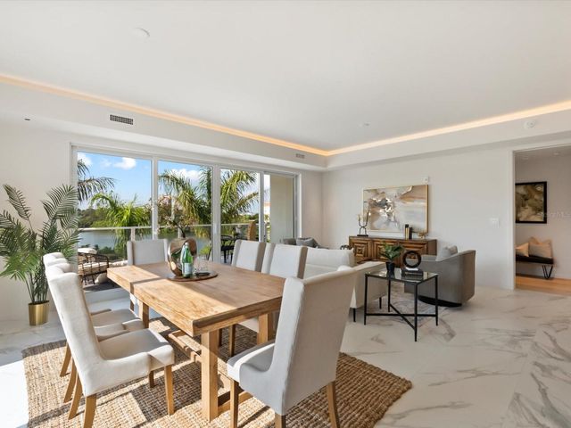 1020 SUNSET POINT ROAD 213, Clearwater, FL 33755