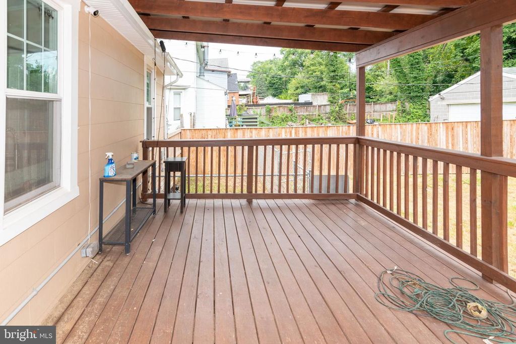 3812 PINEWOOD AVE, Baltimore, MD 21206