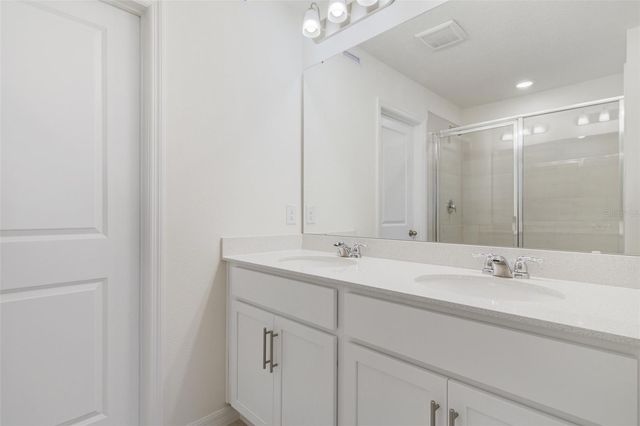 1689 GREENLEAF WOODS COVE, Oviedo, FL 32765