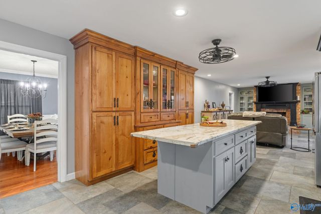 2806 Burningtree Mountain Road, Decatur, AL 35603