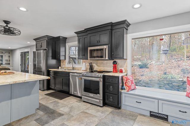 2806 Burningtree Mountain Road, Decatur, AL 35603