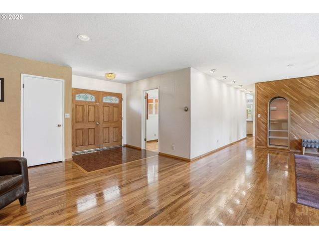 20220 Se DELIA St, Damascus, OR 97089