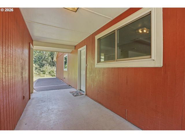 20220 Se DELIA St, Damascus, OR 97089