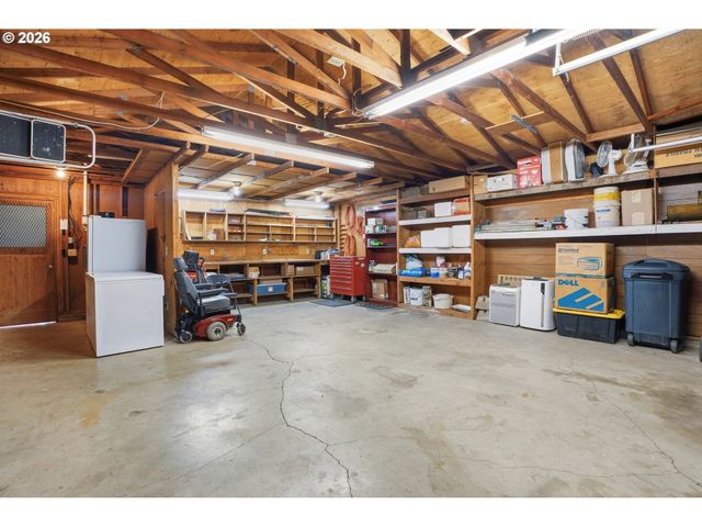 20220 Se DELIA St, Damascus, OR 97089