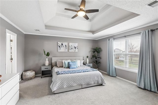 1011 Peggy Drive, Greenwood, MO 64034