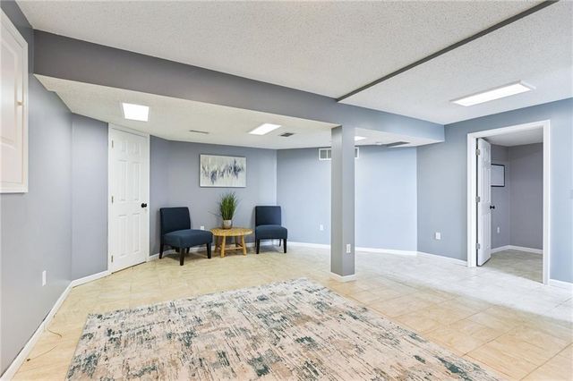 1011 Peggy Drive, Greenwood, MO 64034