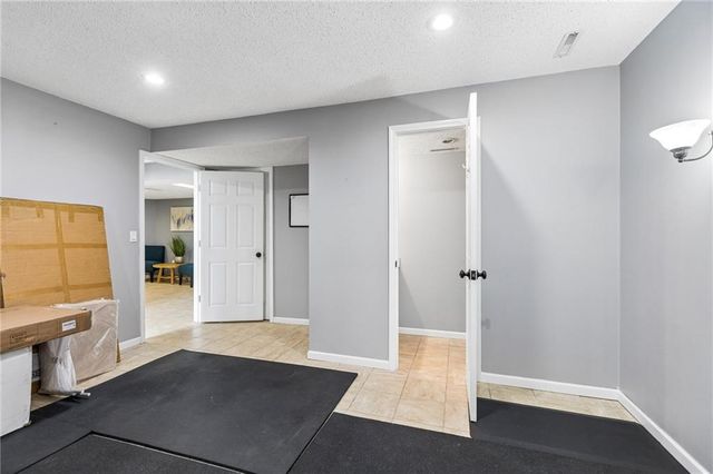 1011 Peggy Drive, Greenwood, MO 64034