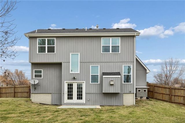 1011 Peggy Drive, Greenwood, MO 64034