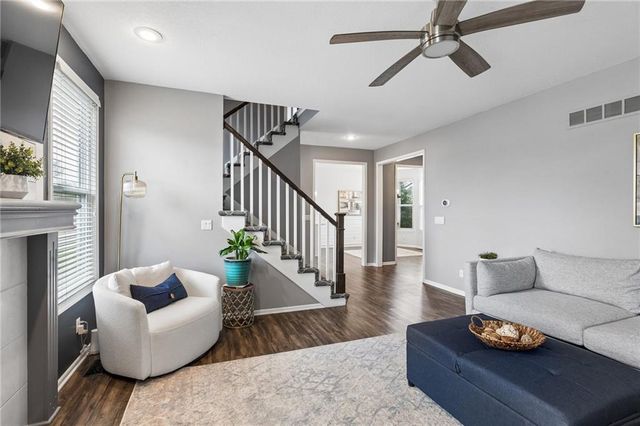 1011 Peggy Drive, Greenwood, MO 64034