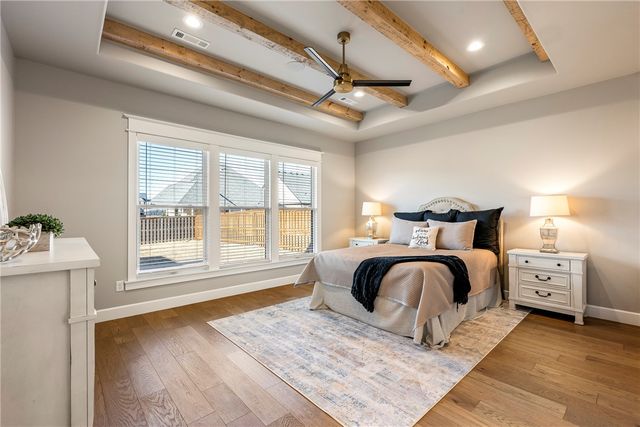 3604 SW Aurora Lane, Bentonville, AR 72713