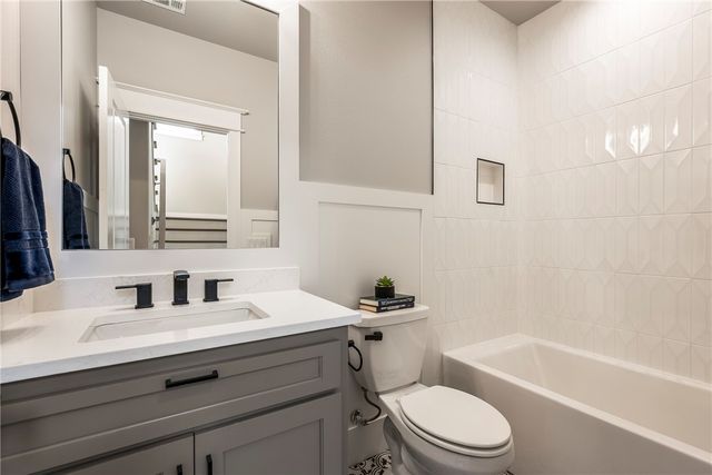 3604 SW Aurora Lane, Bentonville, AR 72713