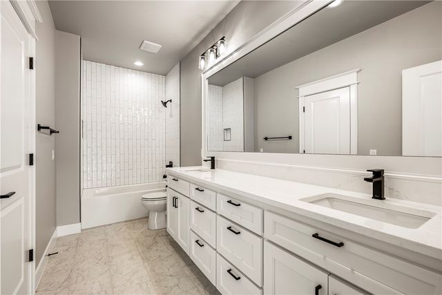 3604 SW Aurora Lane, Bentonville, AR 72713