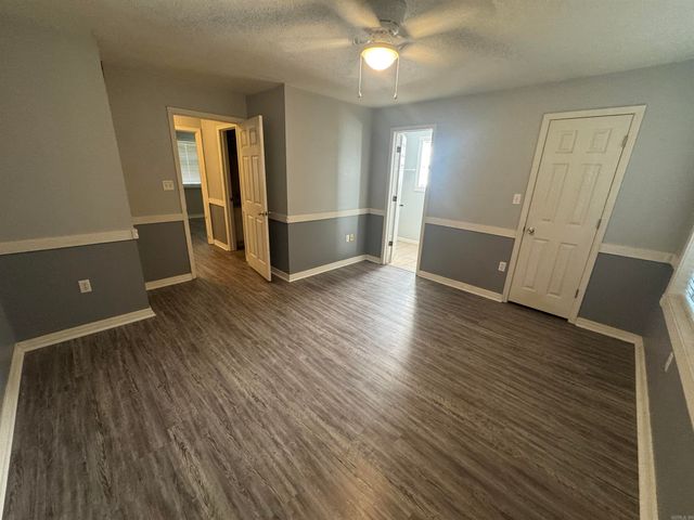 126 Field Crest Drive, Searcy, AR 72143