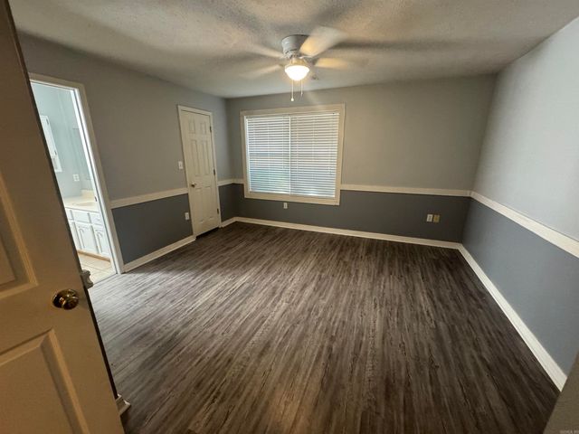 126 Field Crest Drive, Searcy, AR 72143