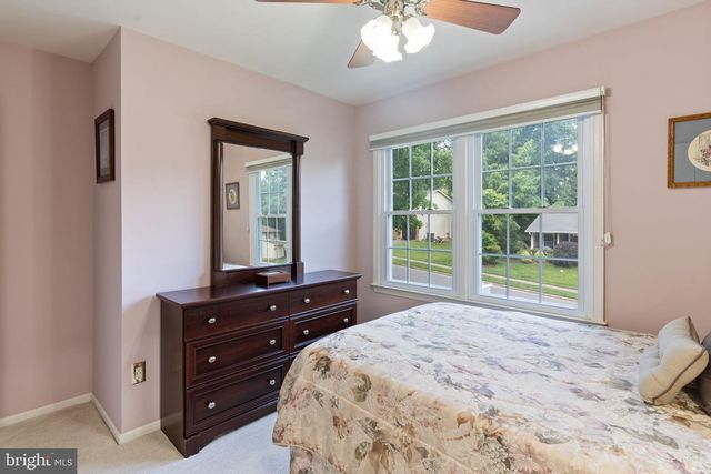 5803 WOOD LAUREL CT, Burke, VA 22015
