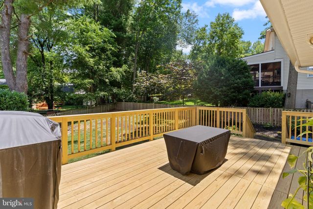 5803 WOOD LAUREL CT, Burke, VA 22015