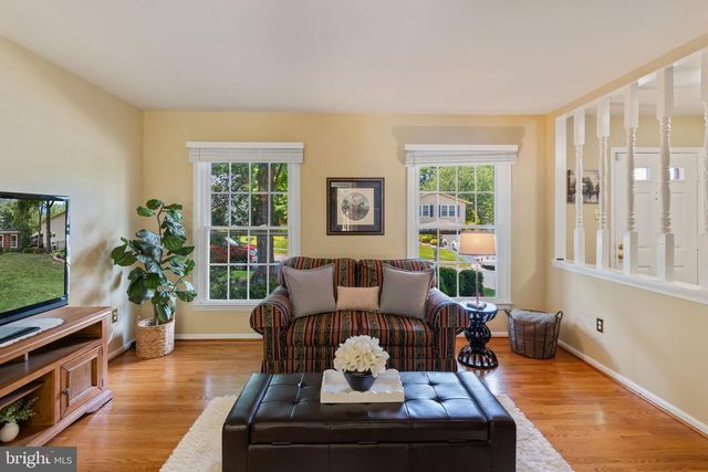 5803 WOOD LAUREL CT, Burke, VA 22015