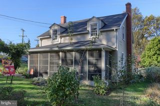 261 REXMONT RD, Lebanon, PA 17042