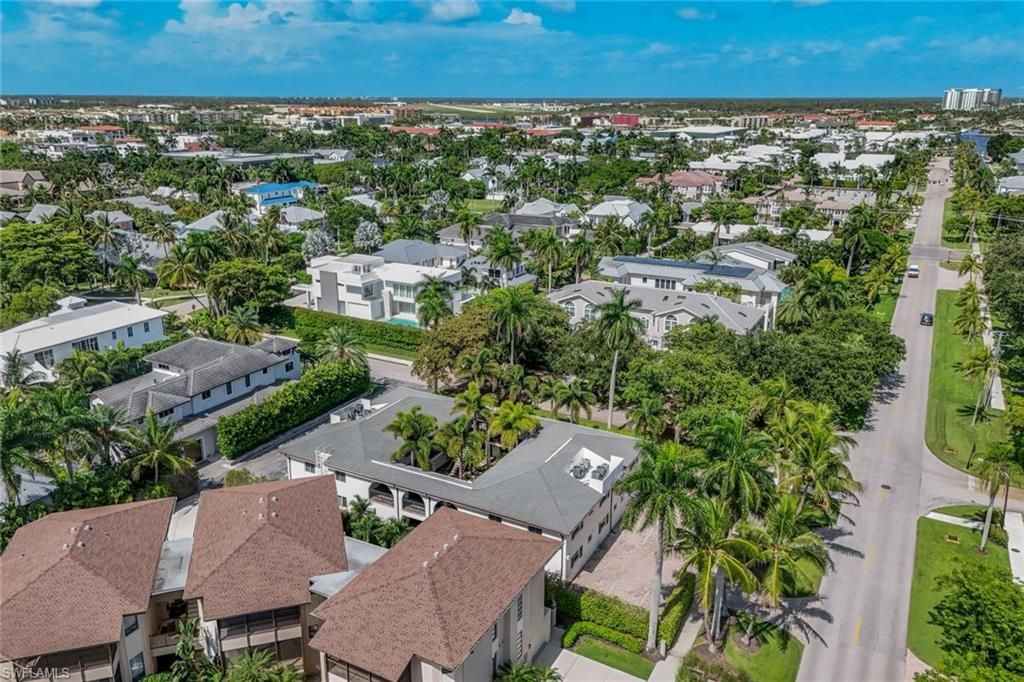 960 7th ST S 105, NAPLES, FL 34102 — photo 5