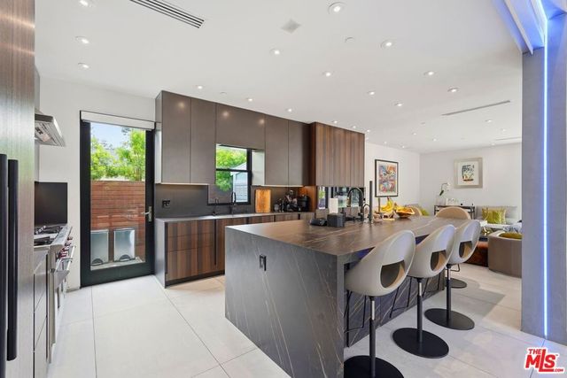 624 23rd Street, Santa Monica, CA 90402