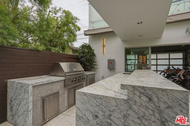 624 23rd Street, Santa Monica, CA 90402