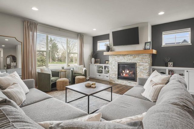5020 Frost Aster Court, Mcfarland, WI 53558