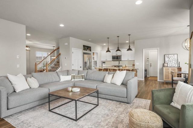 5020 Frost Aster Court, Mcfarland, WI 53558