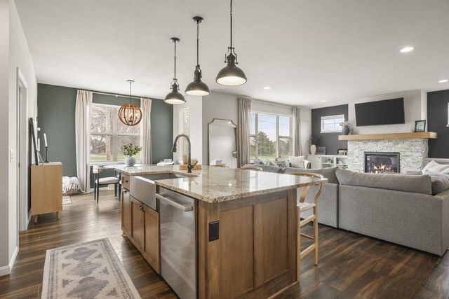 5020 Frost Aster Court, Mcfarland, WI 53558
