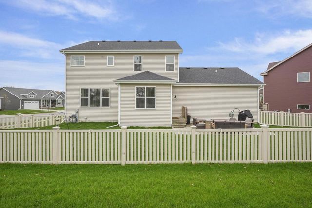 5020 Frost Aster Court, Mcfarland, WI 53558