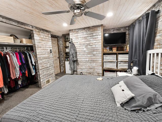 73 N State Street, Hesperia Vlg, MI 49421