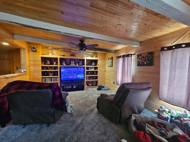 73 N State Street, Hesperia Vlg, MI 49421