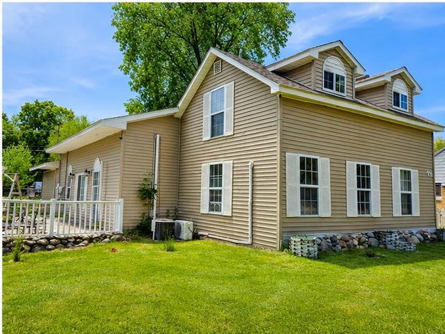 73 N State Street, Hesperia Vlg, MI 49421