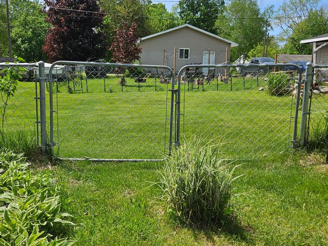 73 N State Street, Hesperia Vlg, MI 49421