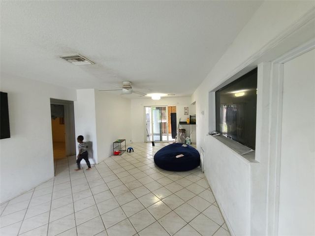 4711 N Andrews Avenue, Fort Lauderdale, FL 33309