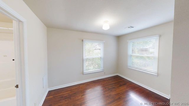 415 E Aquarium Place, Jenks, OK 74037