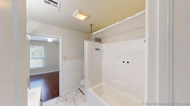415 E Aquarium Place, Jenks, OK 74037