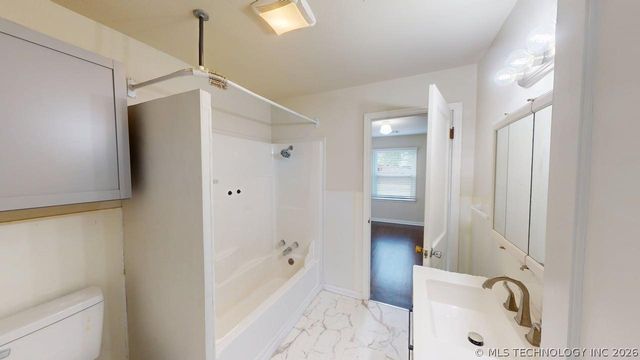415 E Aquarium Place, Jenks, OK 74037
